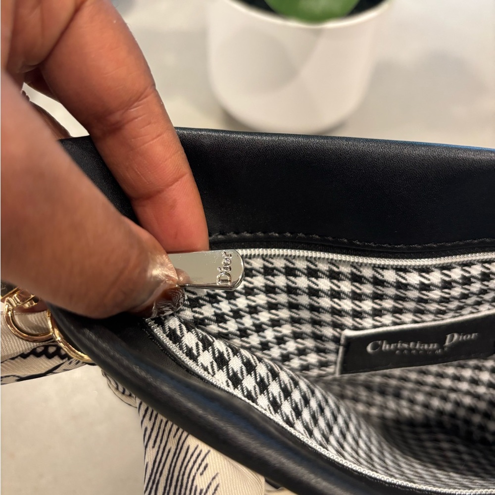 Dior VIP Cosmetic Pouch/ Clutch DIY Handbag - Picture 6 of 10